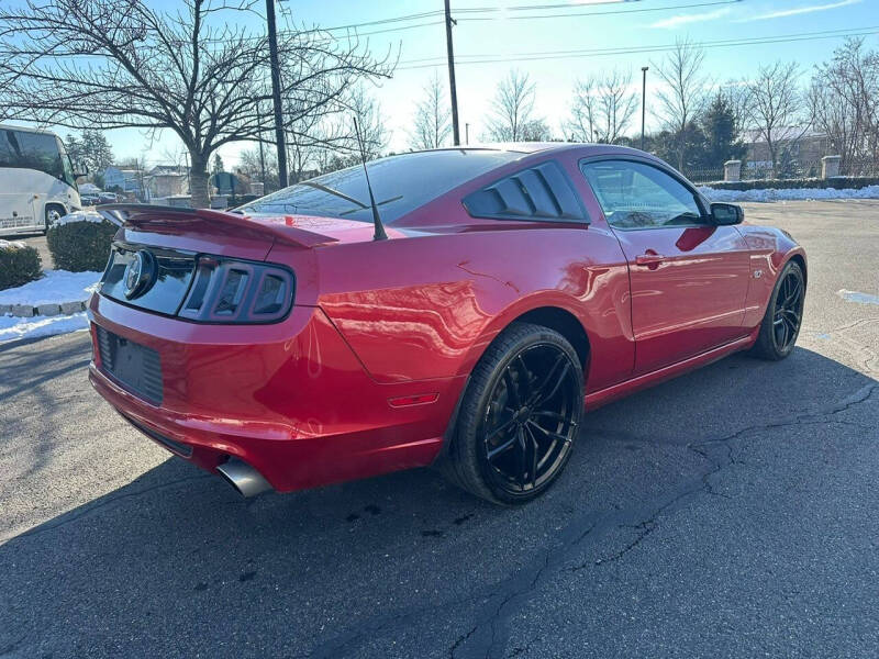 2013 Ford Mustang V6 Premium