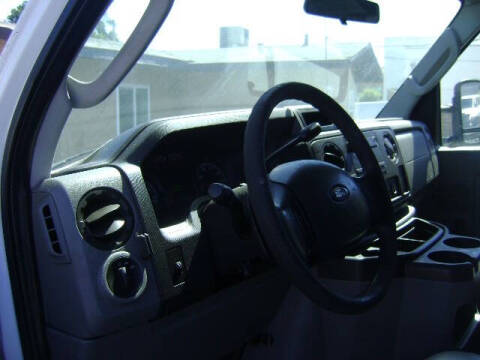 2010 Ford E-Series E-250