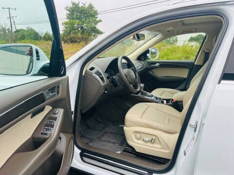 2017 Audi Q5 2.0T quattro Premium Plus