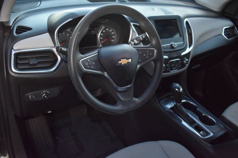 2019 Chevrolet Equinox LT photo 17