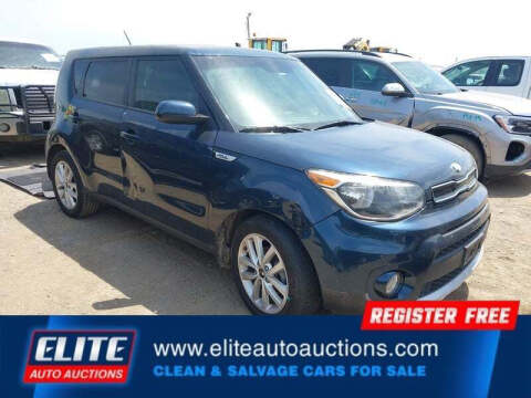 2017 Kia Soul + Photo