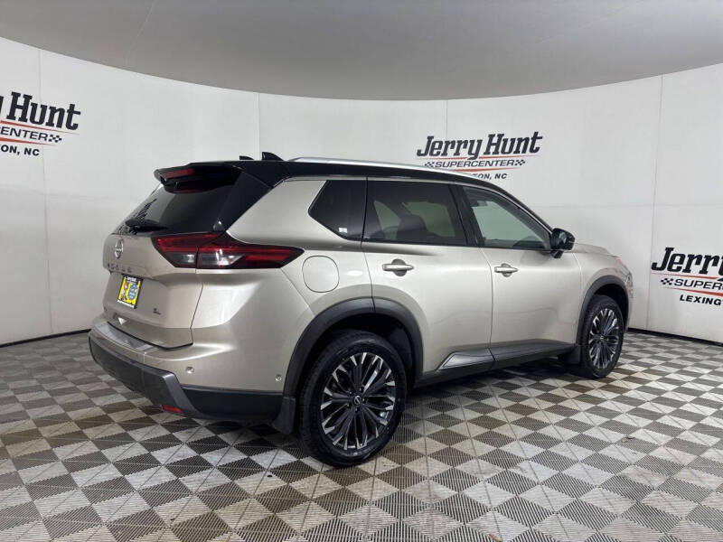 2025 Nissan Rogue SL