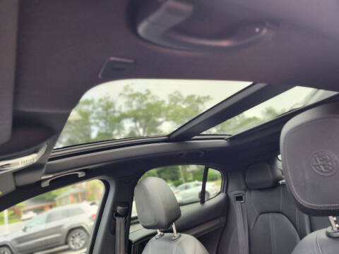 2022 Alfa Romeo Stelvio Ti