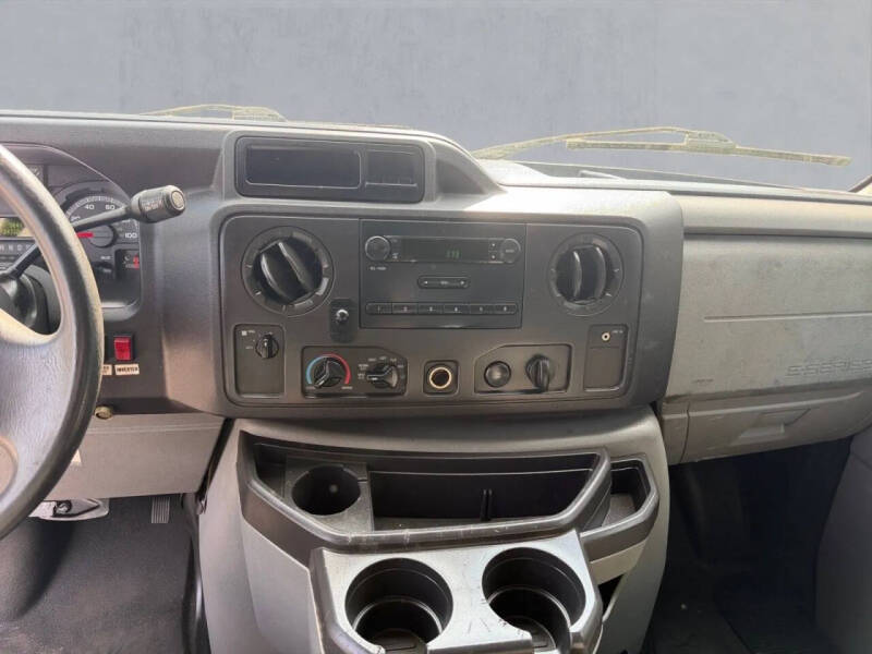 2012 Ford E-Series E-250