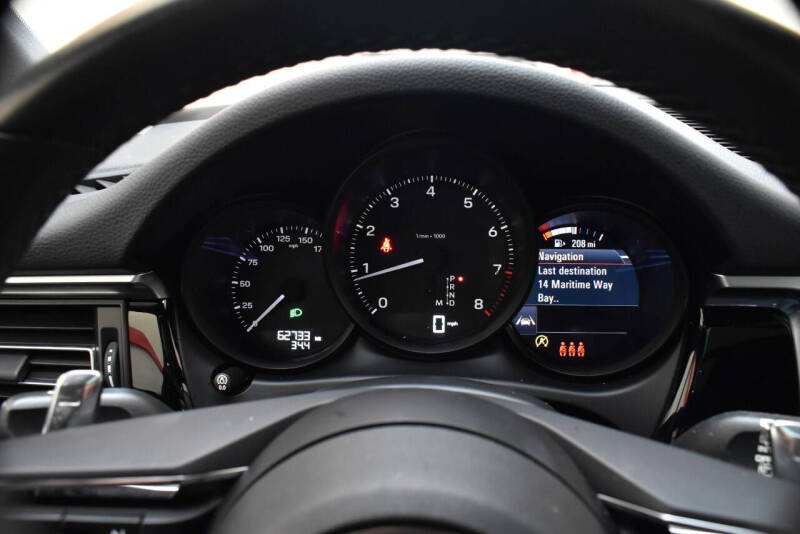 2022 Porsche Macan