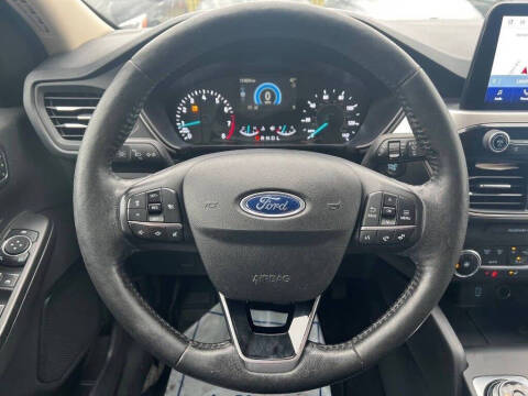 2020 Ford Escape SEL