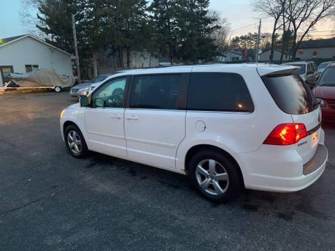 2009 Volkswagen Routan for sale at Back N Motion LLC in Anoka MN