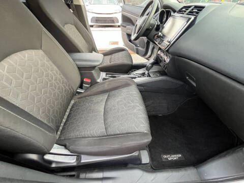 2020 Mitsubishi Outlander Sport SE