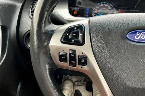 2016 Ford Taurus SEL