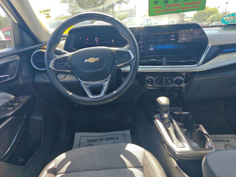 2025 Chevrolet Trax LT