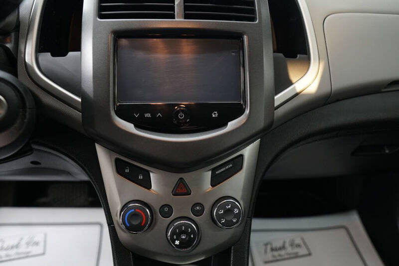 2016 Chevrolet Sonic LT Auto