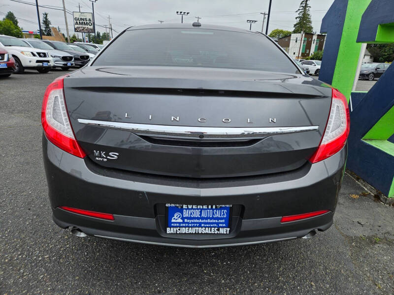 2015 Lincoln MKS