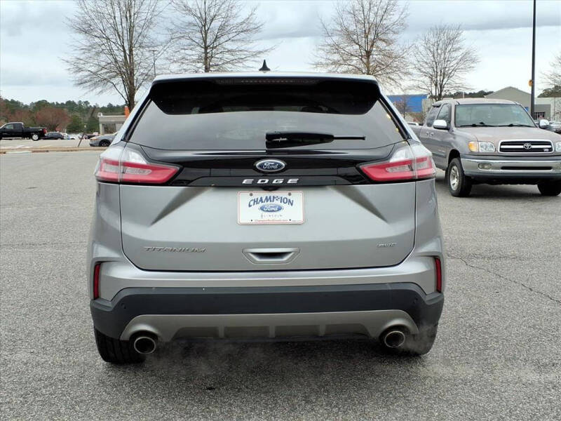 2024 Ford Edge Titanium