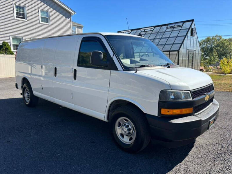 2019 Chevrolet Express 2500