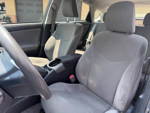 2014 Toyota Prius Two