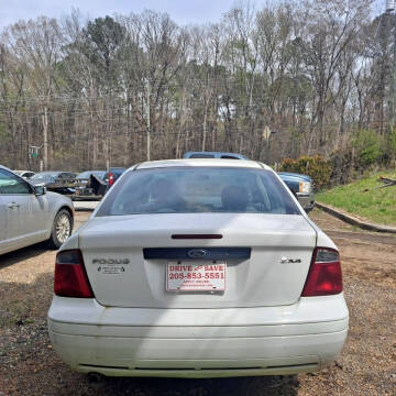 2005 Ford Focus ZX4 SE