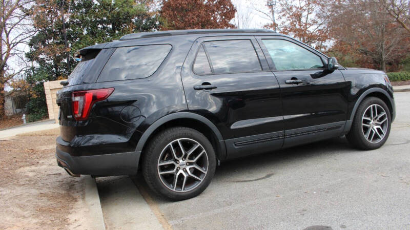 2017 Ford Explorer Sport
