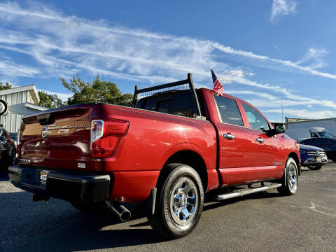 2017 Nissan Titan S