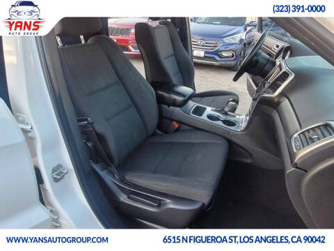 2019 Jeep Grand Cherokee Laredo E