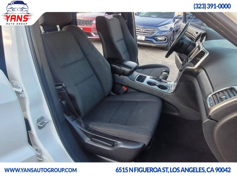 2019 Jeep Grand Cherokee Laredo E