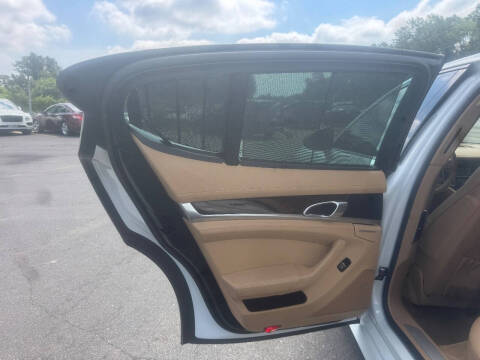 2015 Porsche Panamera