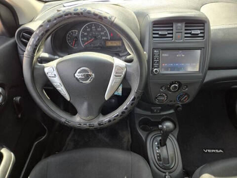2019 Nissan Versa S Plus