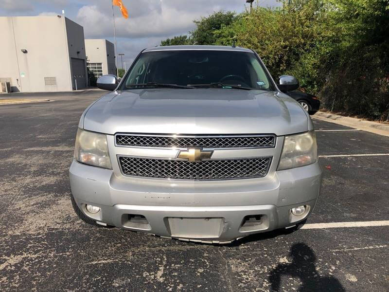 Used 2011 Chevrolet Suburban LS with VIN 1GNSCHE04BR324825 for sale in Dallas, TX