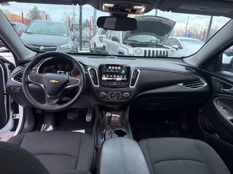 2017 Chevrolet Malibu LT