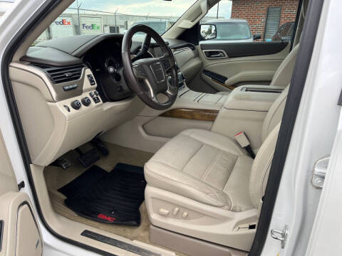 2017 GMC Yukon Denali