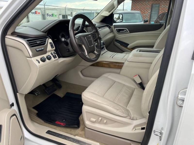 2017 GMC Yukon Denali