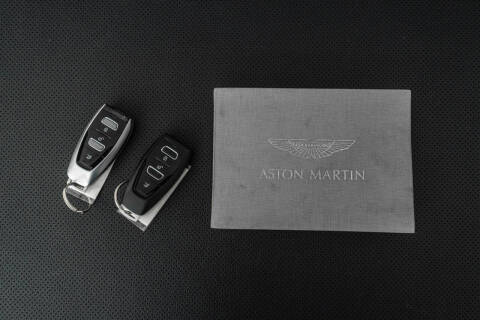 2021 Aston Martin DBX