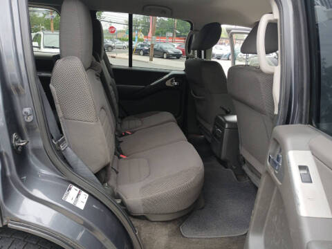 2012 Nissan Pathfinder SV