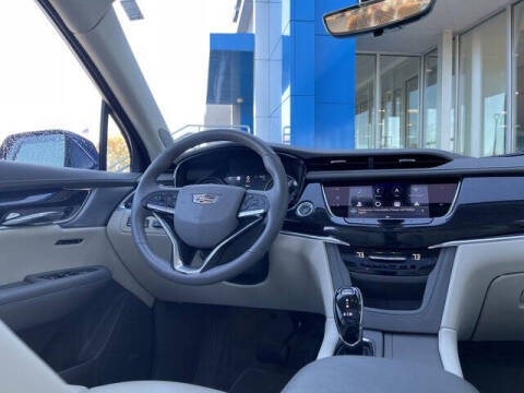 2023 Cadillac XT6 Premium Luxury