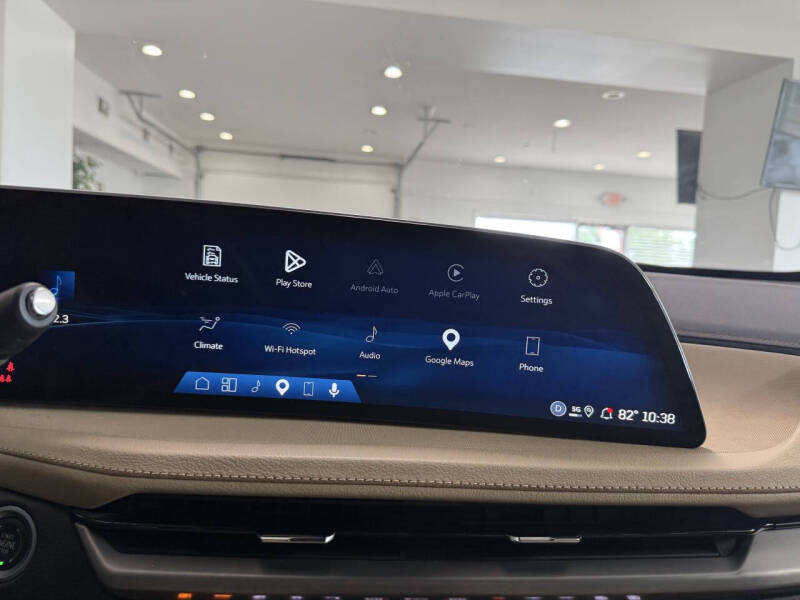 2024 Cadillac XT4 Luxury