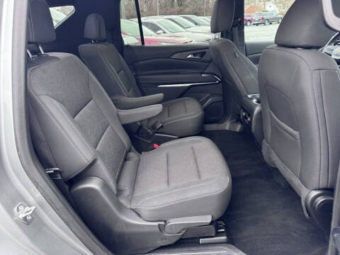 2024 Chevrolet Traverse LT