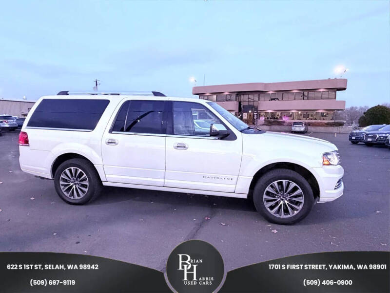 2017 Lincoln Navigator L Select