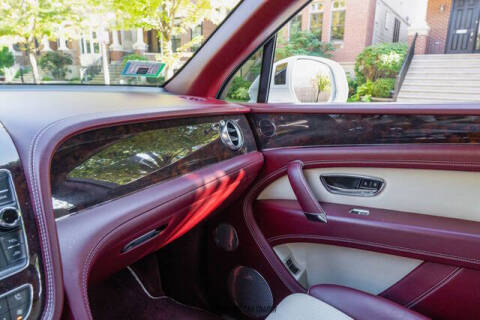 2019 Bentley Bentayga V8