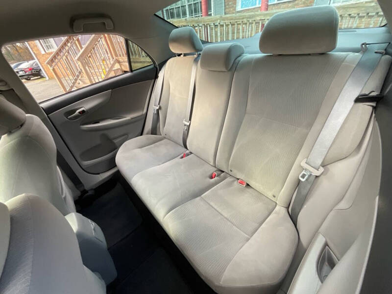 2013 Toyota Corolla LE