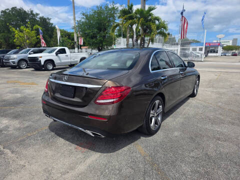 2017 Mercedes-Benz E-Class E 300