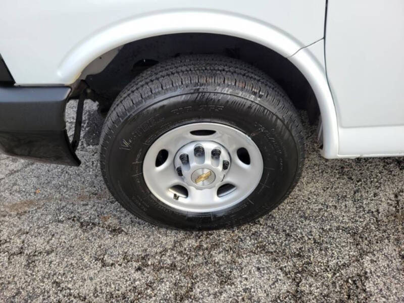 2016 Chevrolet Express LS 2500
