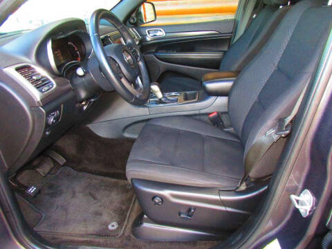 2018 Jeep Grand Cherokee Laredo