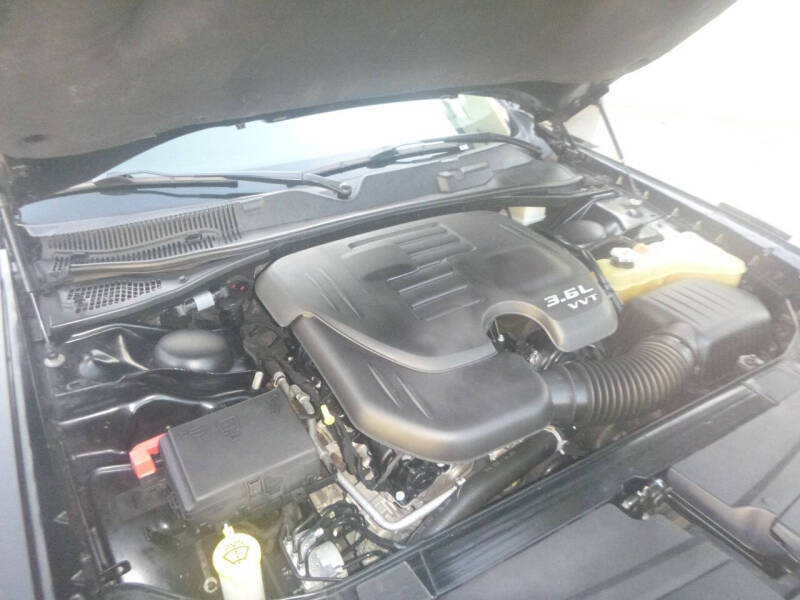 2018 Dodge Challenger SXT Plus