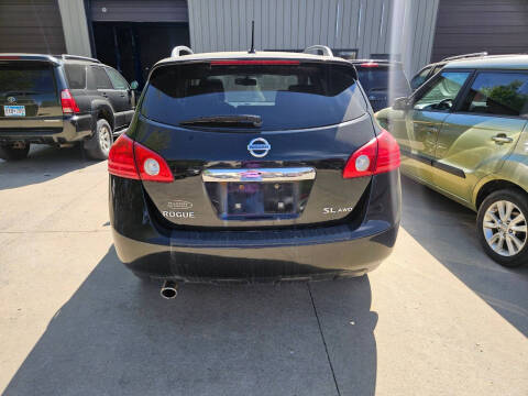 2013 Nissan Rogue SV w/SL Package