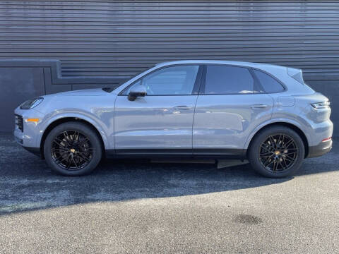 2024 Porsche Cayenne E-Hybrid