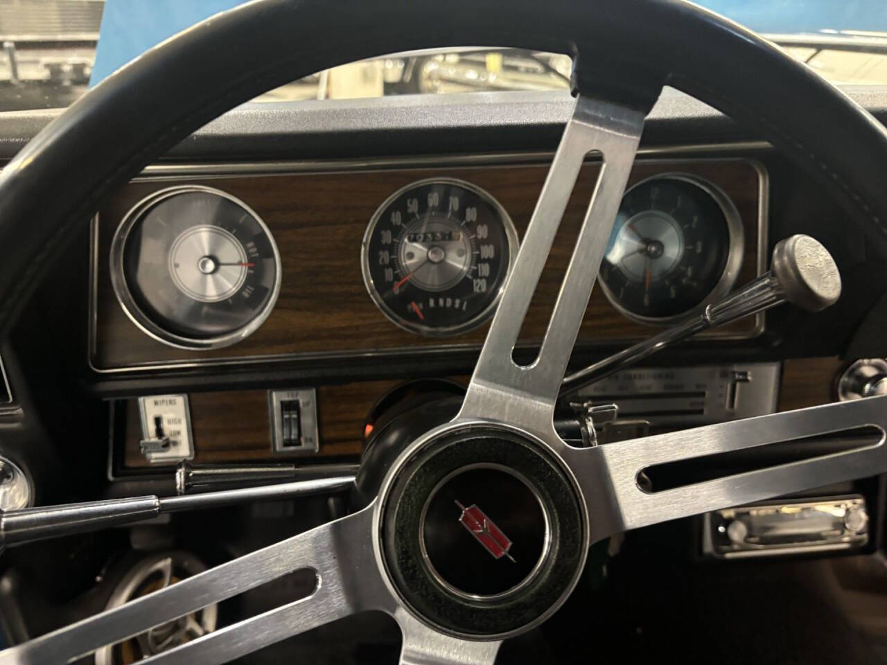 1971 Oldsmobile Cutlass 29