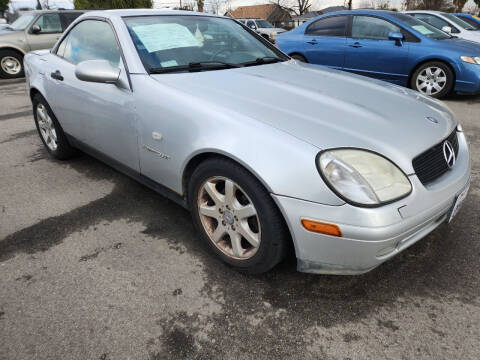 1999 Mercedes-Benz SLK for sale at COMMUNITY AUTO in Fresno CA