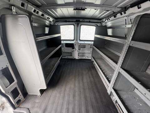 2020 Chevrolet Express 2500