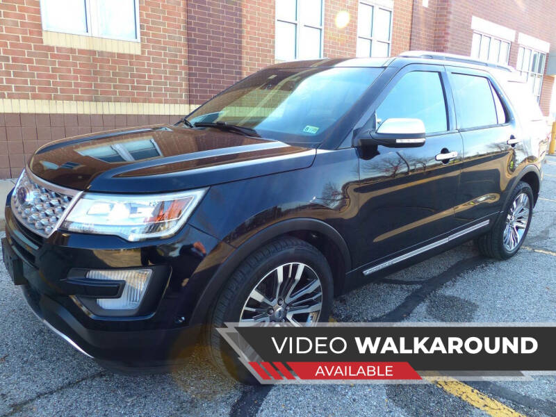 2016 Ford Explorer Platinum's photo