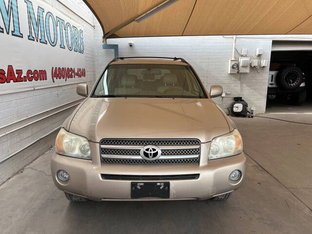 2007 Toyota Highlander Hybrid for sale at Maxum Motors Limited in Chandler, AZ