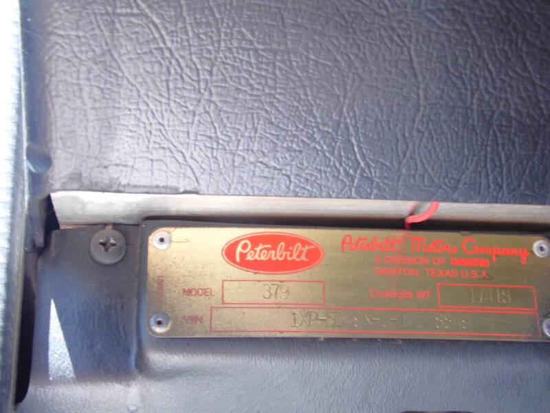 2001 Peterbilt 379 EX Hood